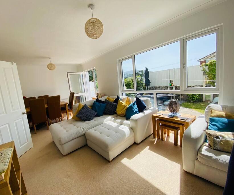 A Peaceful Holiday Home By The Sea Brixham Exterior photo